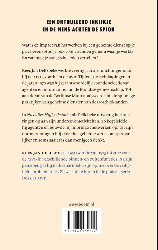 Achterkant van Niet alles blijft geheim