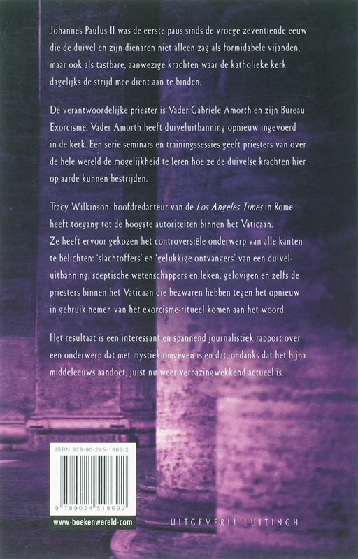 Achterkant van De exorcist van het Vaticaan