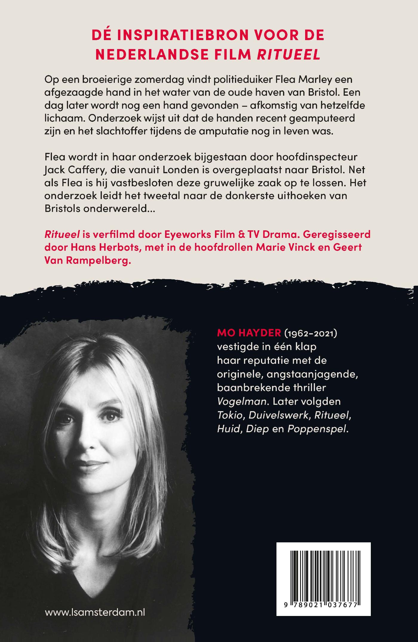 Achterkant van Ritueel