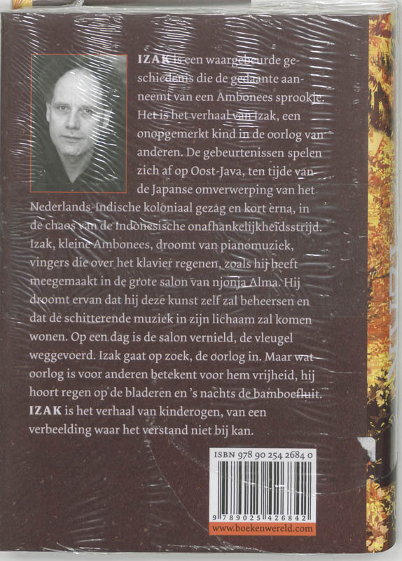 Achterkant van Izak