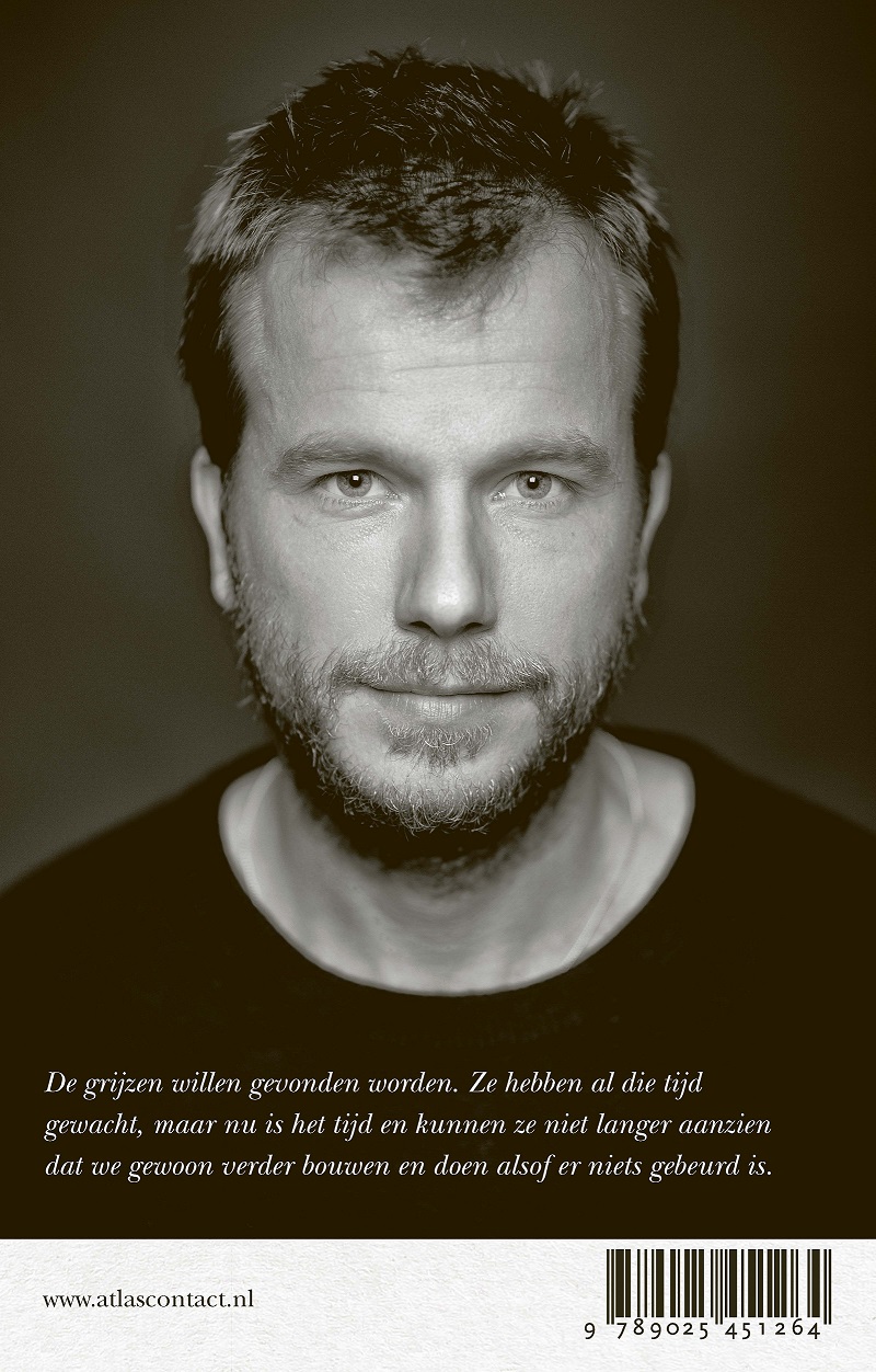 Achterkant van De grijzen