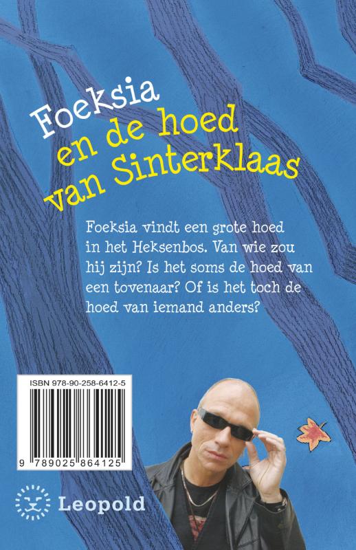 Achterkant van Foeksia en de hoed van Sinterklaas
