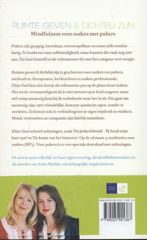 Achterkant van Ruimte geven en dichtbij zijn