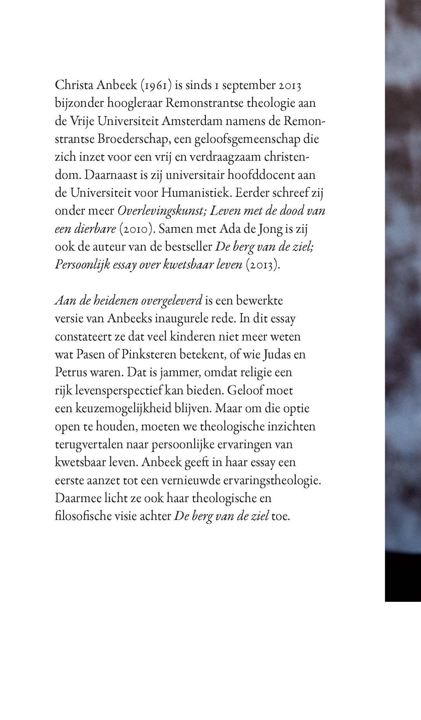 Achterkant van Aan de heidenen overgeleverd