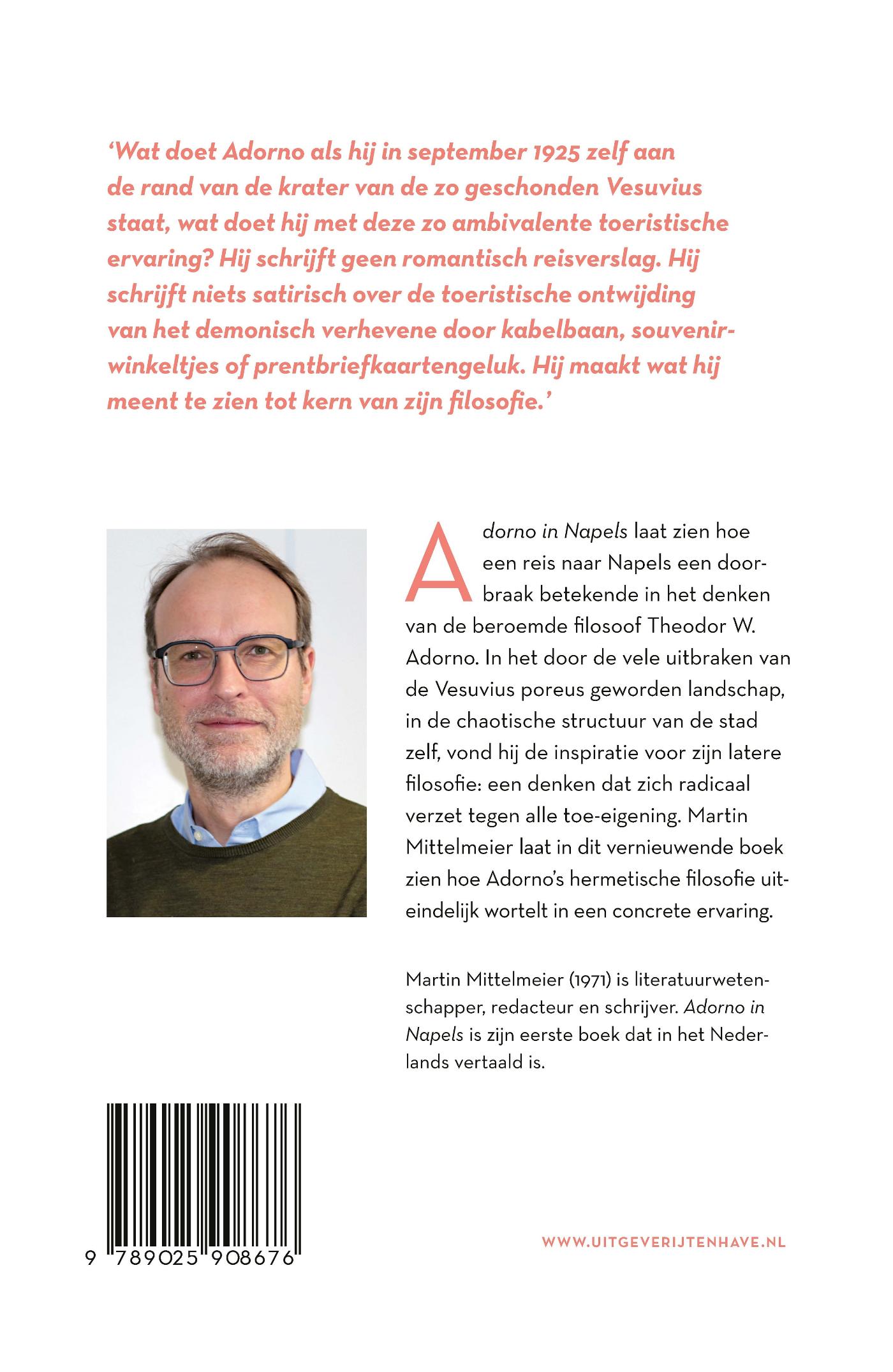 Achterkant van Adorno in Napels
