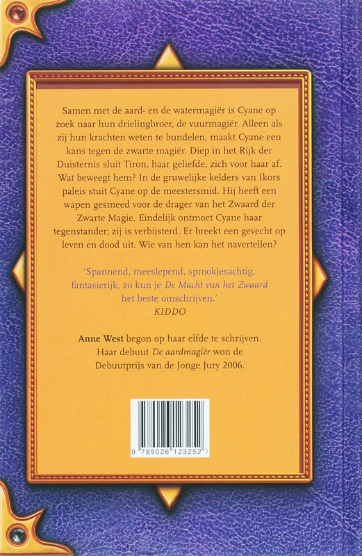 Achterkant van 2 De vuurmagiër / De zwarte magiër