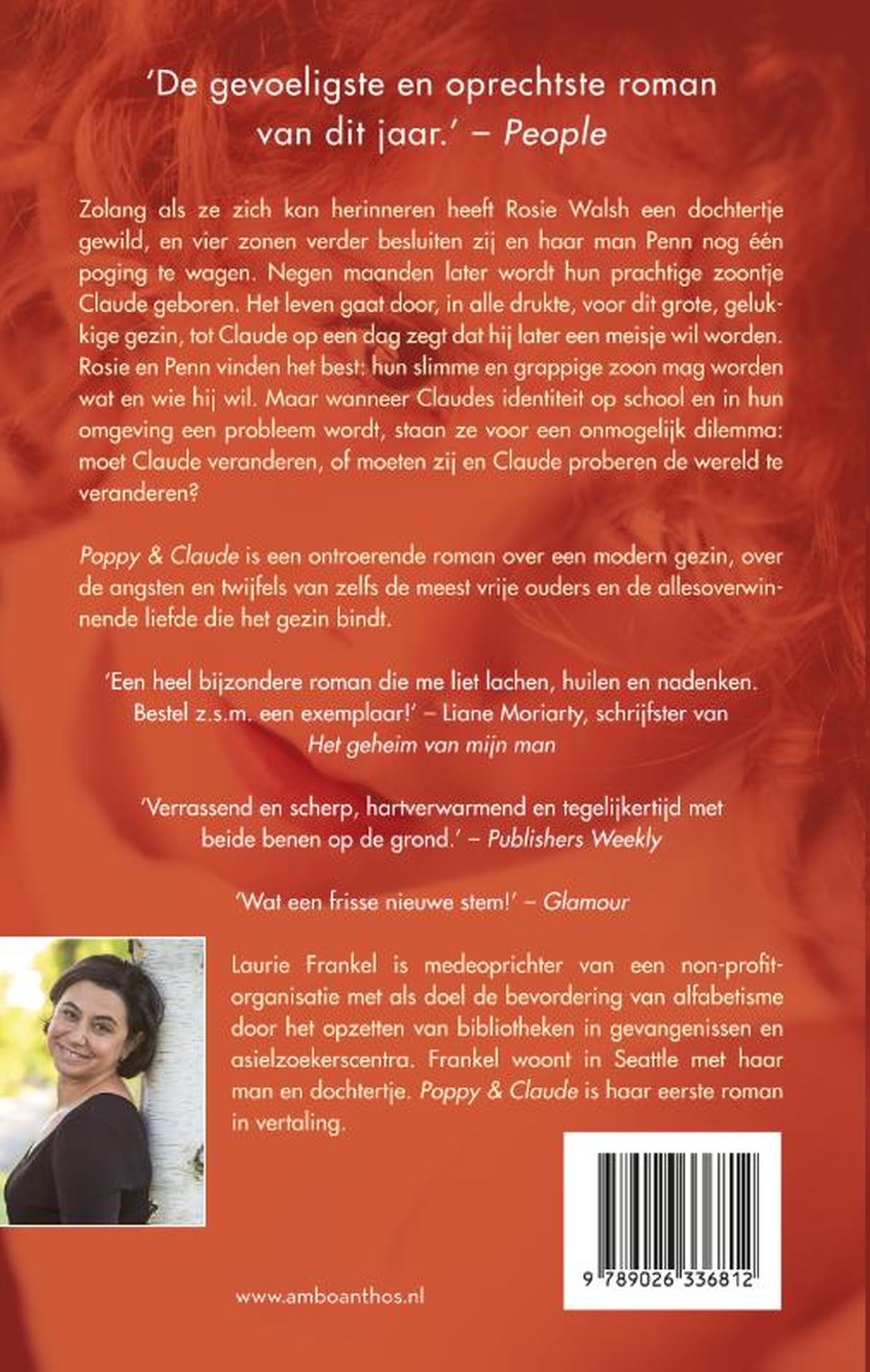 Achterkant van Poppy & Claude