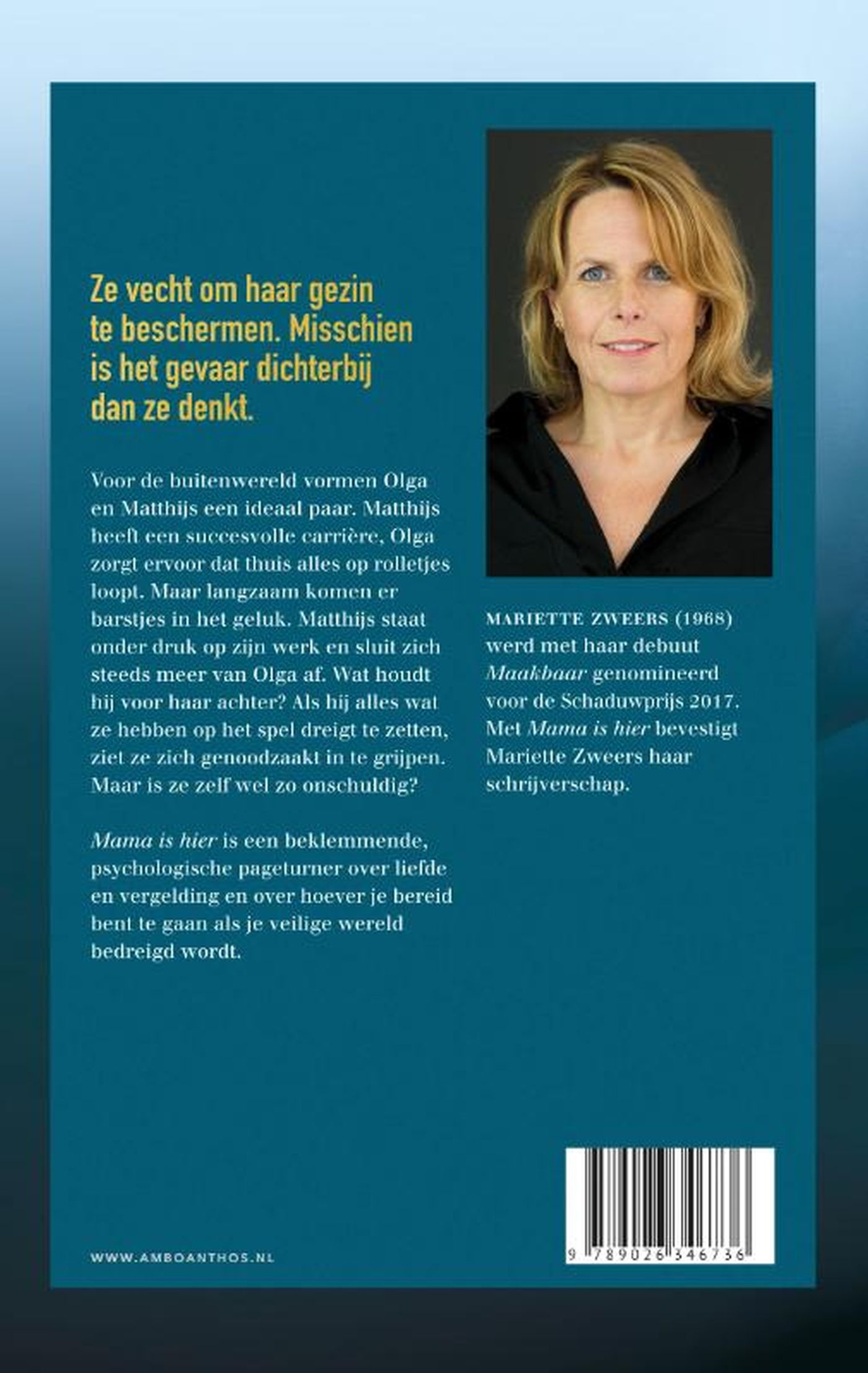 Achterkant van Mama is hier