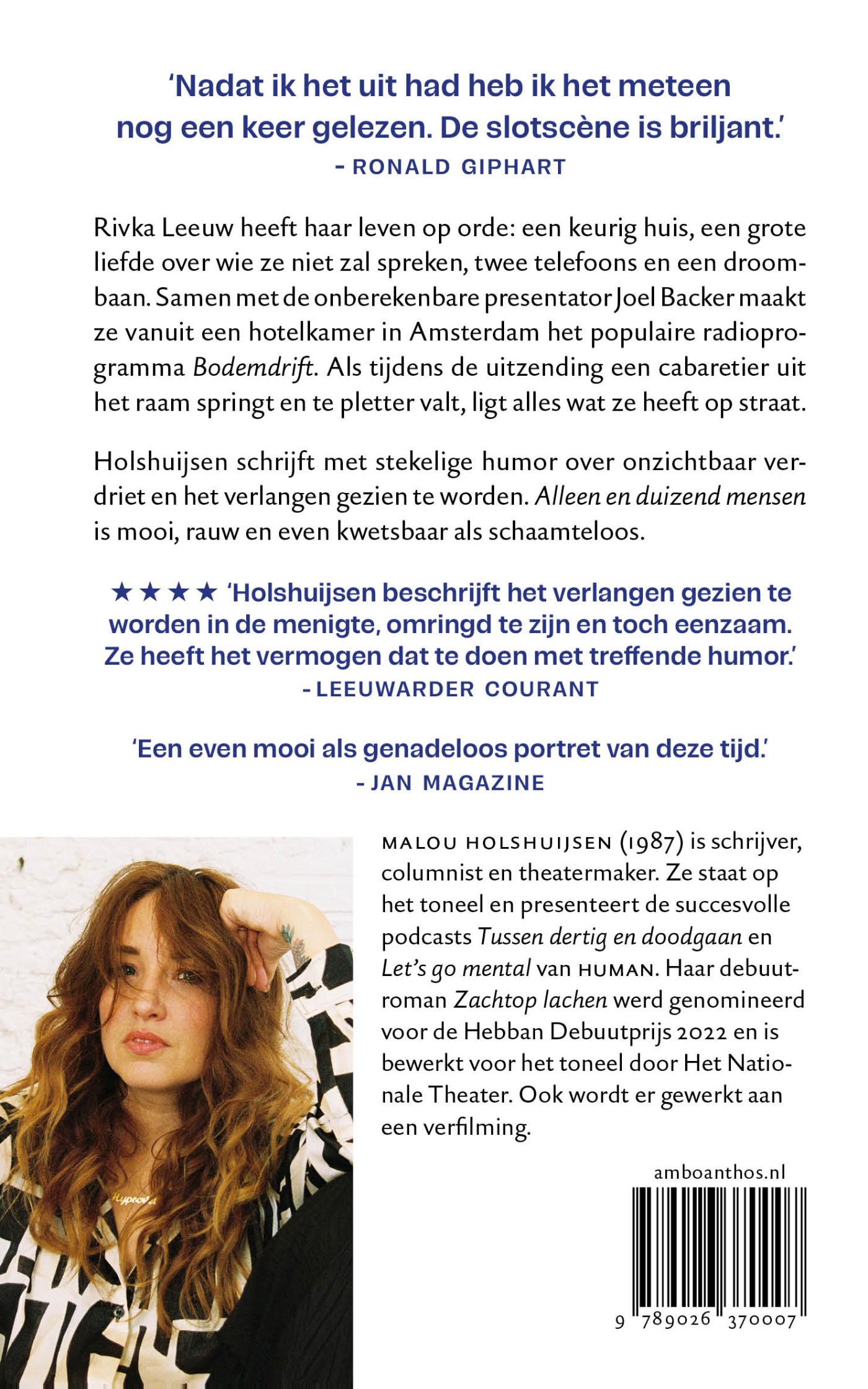 Achterkant van Alleen en duizend mensen