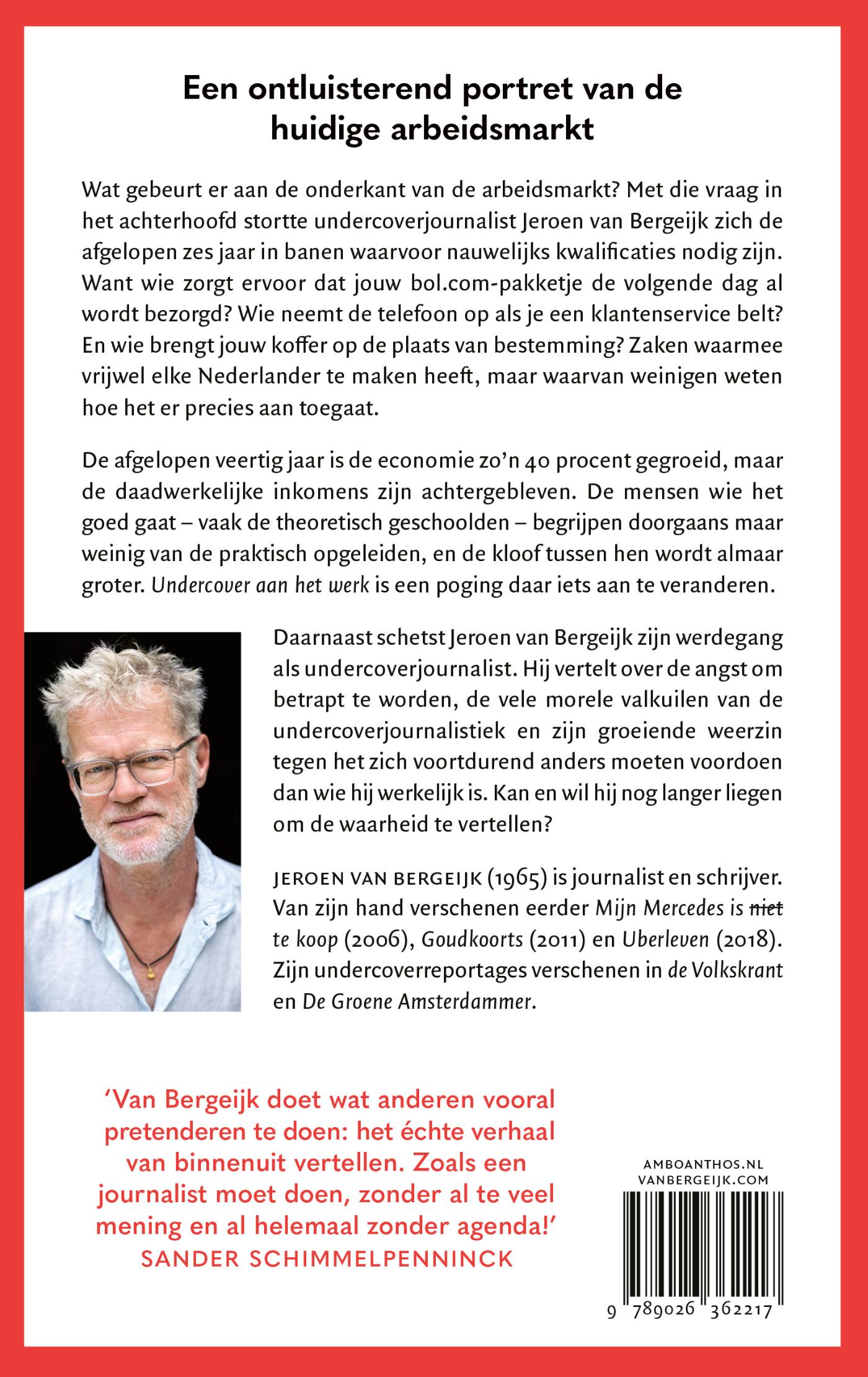 Achterkant van Undercover aan het werk