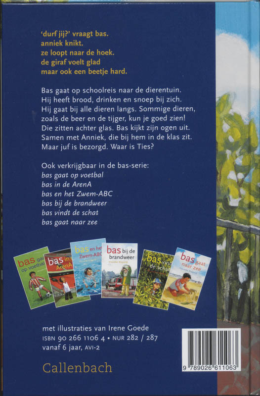 Achterkant van Bas gaat op schoolreis