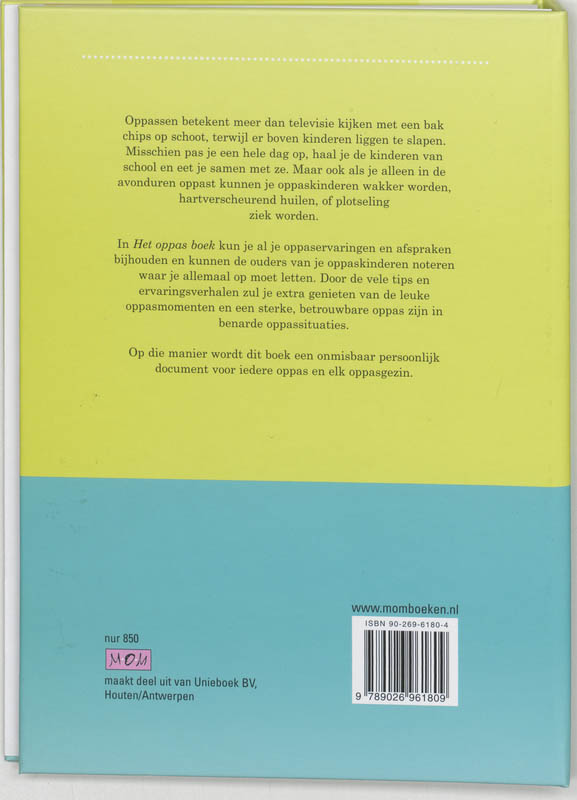 Achterkant van Het oppas boek