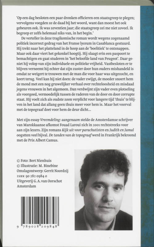Achterkant van De tanden van de topograaf