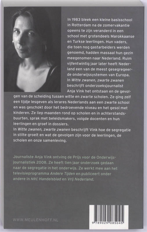 Achterkant van Witte zwanen, zwarte zwanen