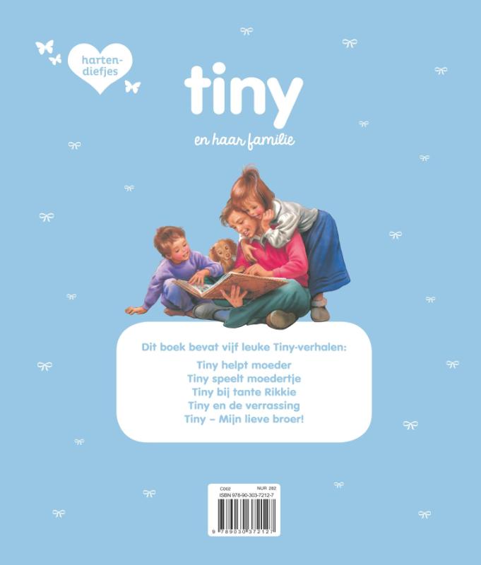 Achterkant van Tiny en haar familie