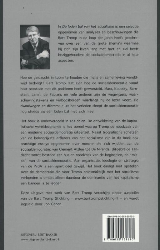 Achterkant van de loden bal van het socialisme
