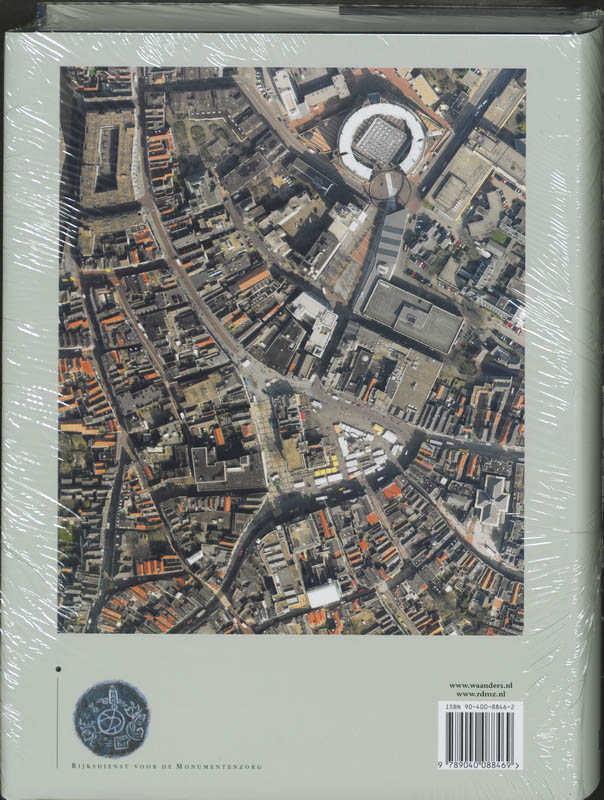 Achterkant van 's-Hertogenbosch van straet tot stroom