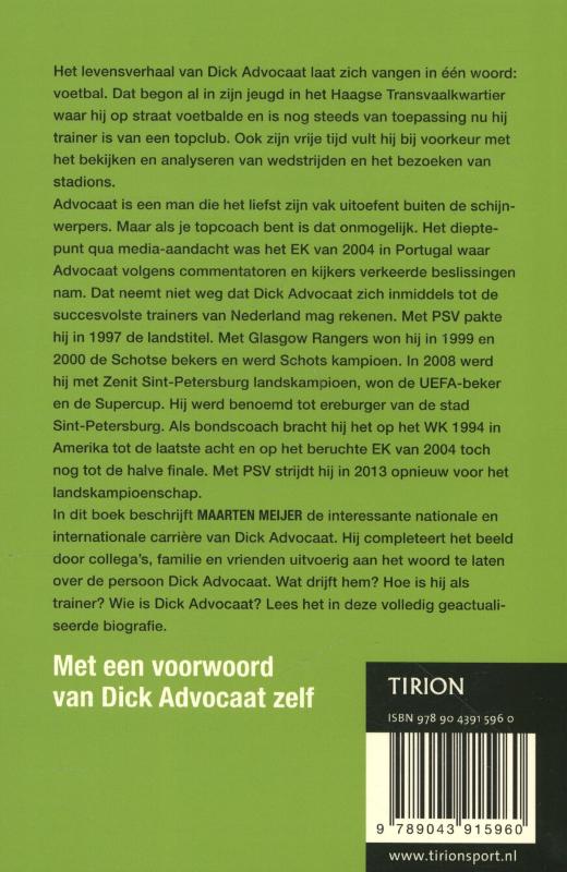 Achterkant van Dick Advocaat