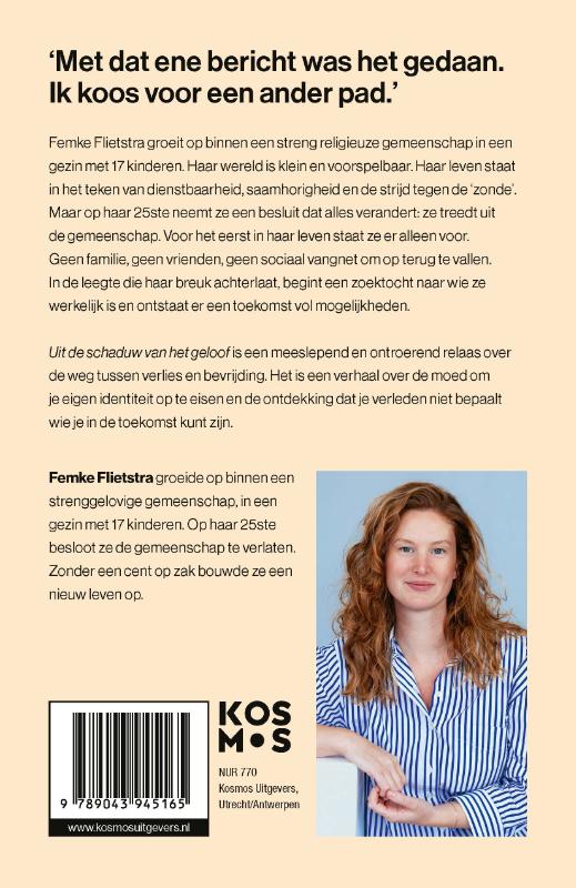 Achterkant van Uit de schaduw van het geloof