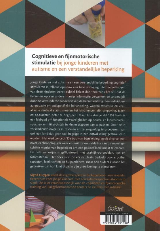 Achterkant van Cognitieve en fijnmotorische stimulatie bij jonge kinderen met autisme en een verstandelijke beperking