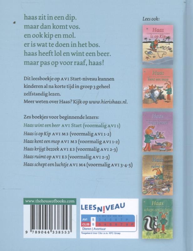 Achterkant van Haas wint een beer