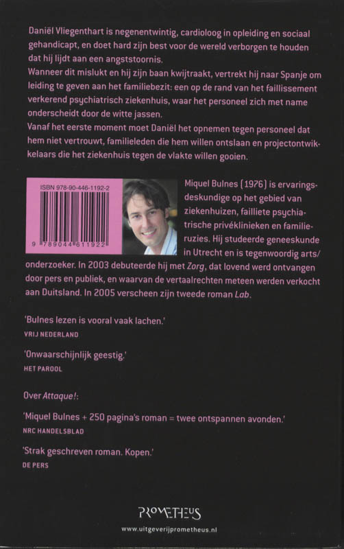 Achterkant van Attaque!