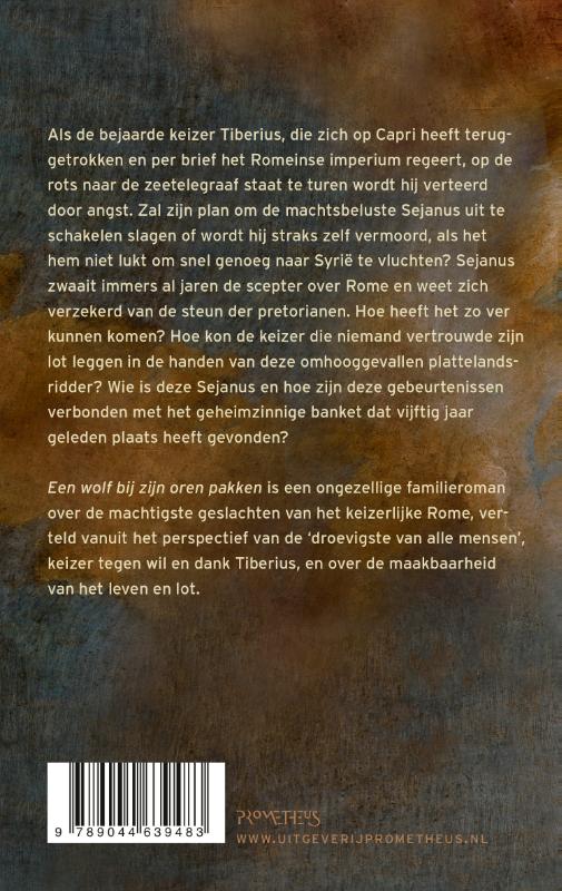 Achterkant van Een wolf bij zijn oren pakken