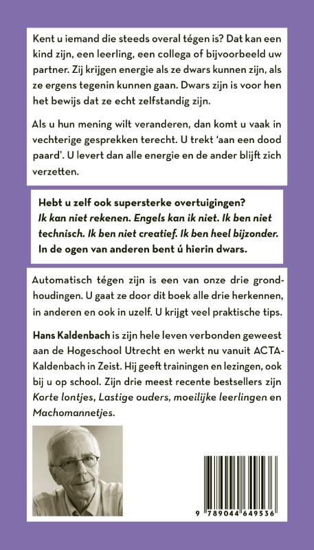 Achterkant van Dwars in leven en leren