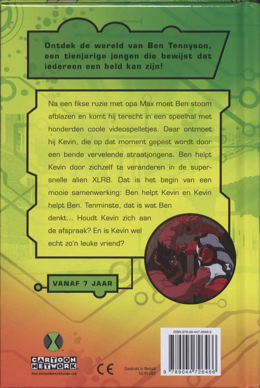 Achterkant van 11 kevin valt aan