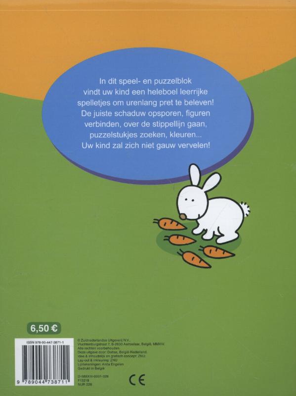 Achterkant van 3-4 jaar