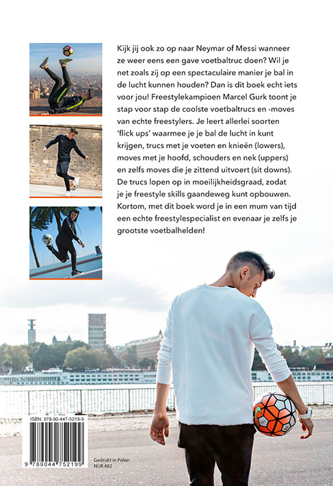 Achterkant van Freestyle voetbaltrucs