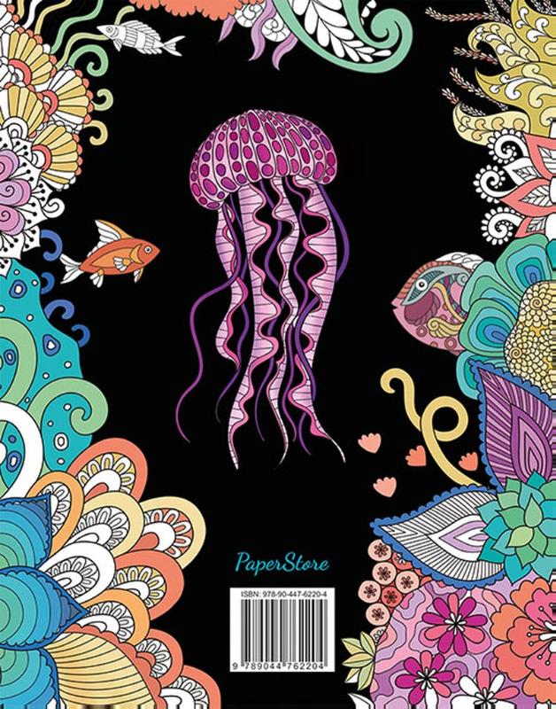 Achterkant van Living Ocean kleurboek