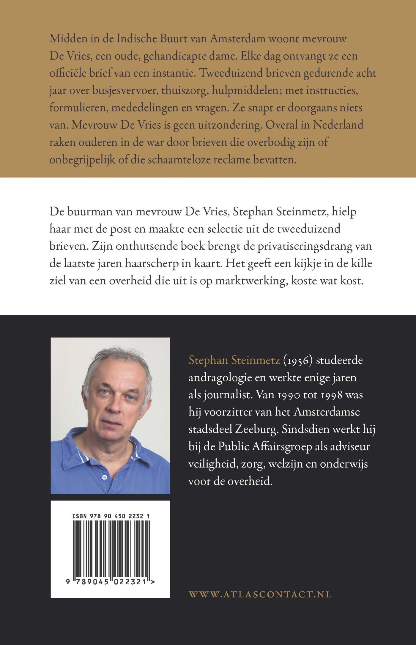 Achterkant van De brievenbus van Mevrouw De Vries