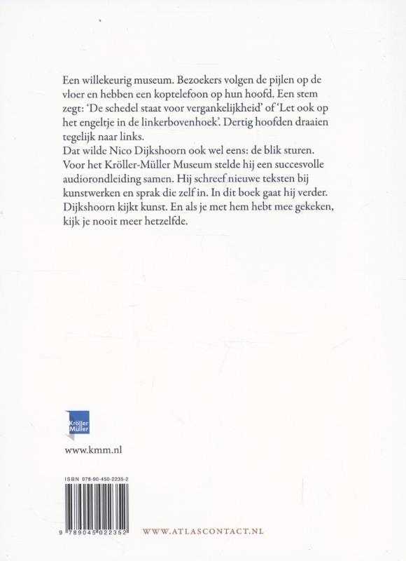Achterkant van Dijkshoorn kijkt kunst