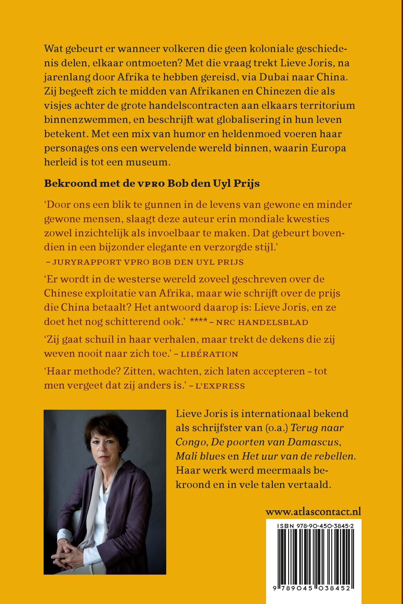 Achterkant van Op de vleugels van de draak