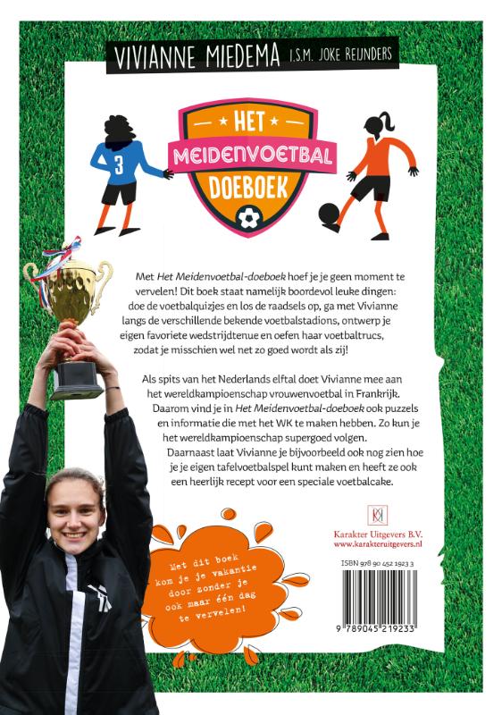 Achterkant van Het meidenvoetbal-doeboek
