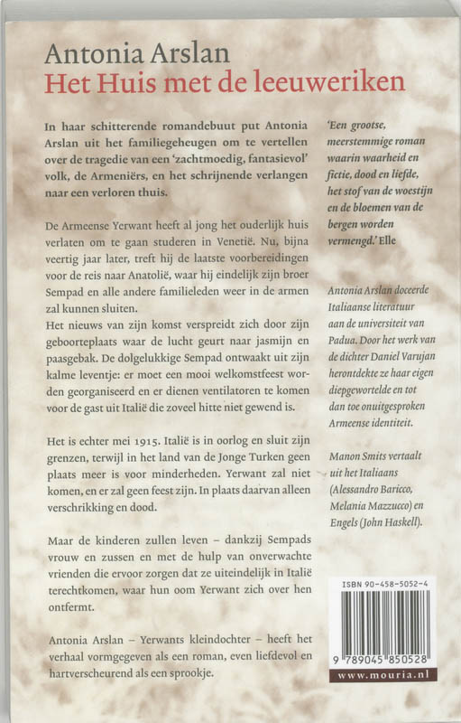 Achterkant van Het Huis met de leeuweriken