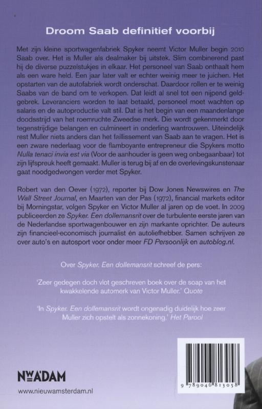 Achterkant van Saab over de kop