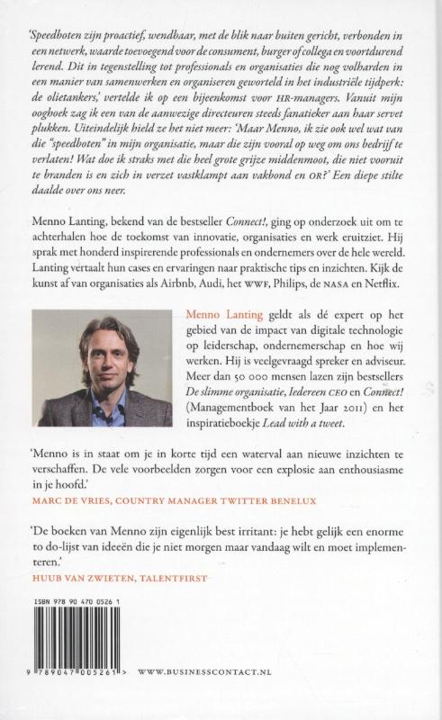 Achterkant van Olietankers en speedboten
