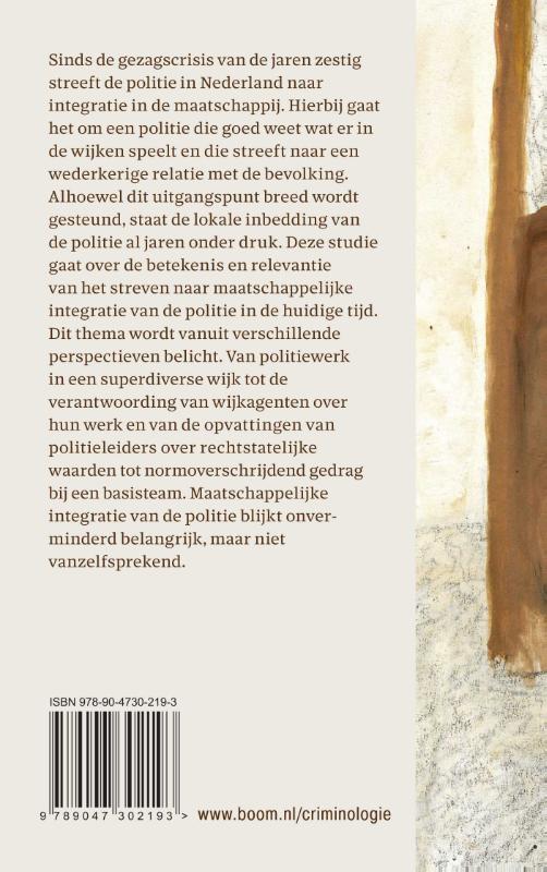 Achterkant van De maatschappelijke integratie van de politie