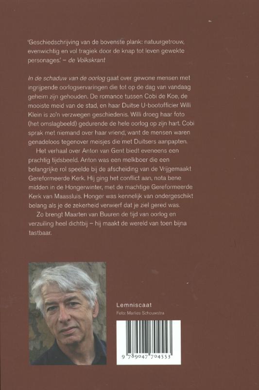 Achterkant van In de schaduw van de oorlog