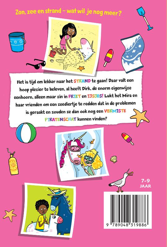 Achterkant van op het strand