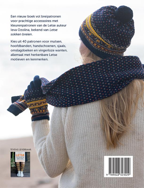 Achterkant van Letse accessoires breien