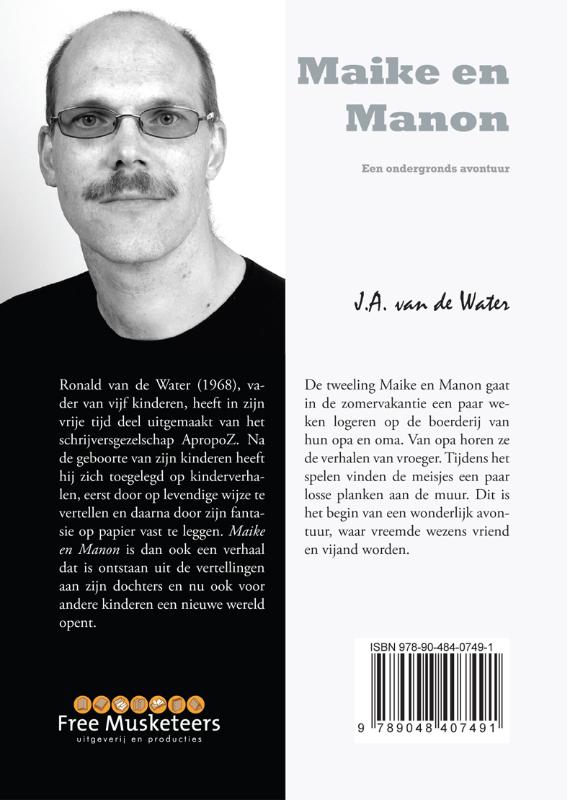Achterkant van Maike en Manon