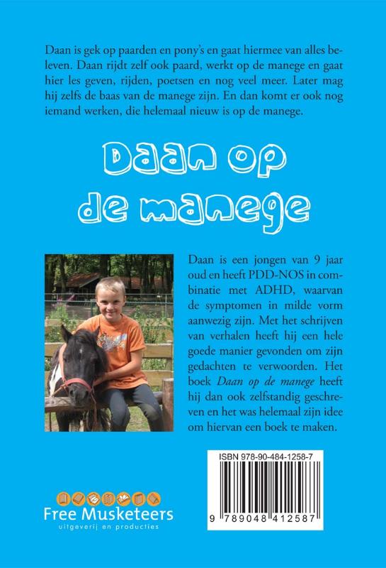 Achterkant van Daan op de manege