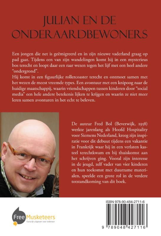 Achterkant van Julian en de onderaardbewoners