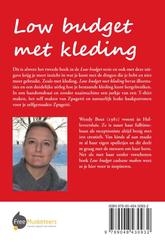 Achterkant van Low budget met kleding