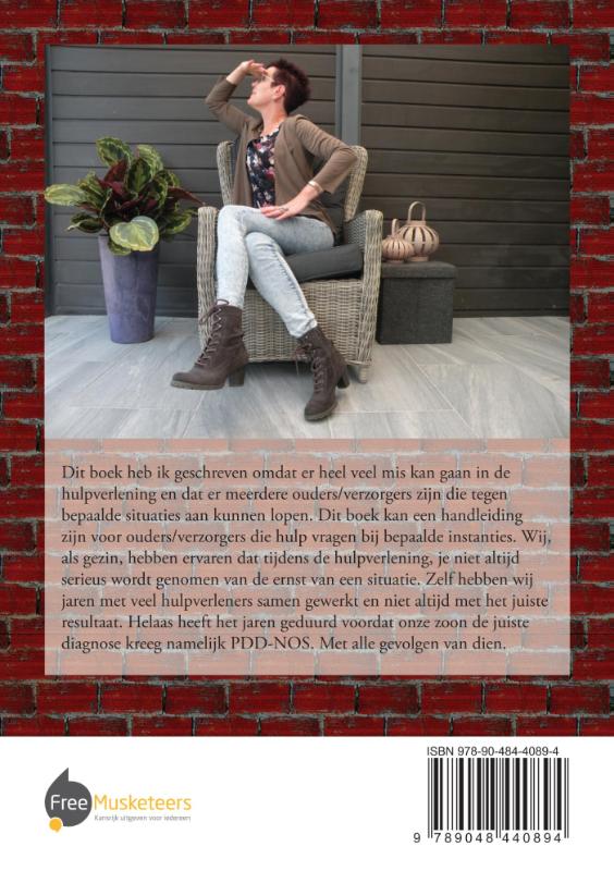 Achterkant van Van het kastje naar de muur... en weer terug