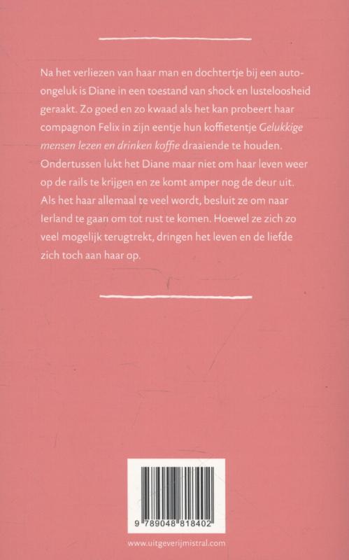 Achterkant van Gelukkige mensen lezen en drinken koffie