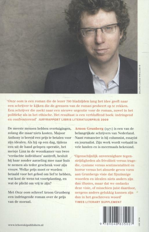 Achterkant van Onze oom